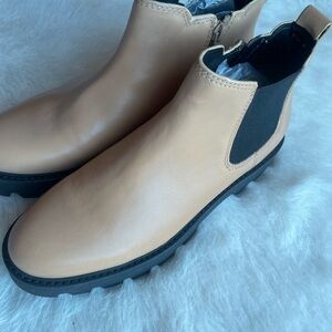 Franco Sarto Light Brown Chelsea Boots.New without box.